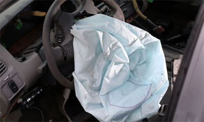 Пять автопроизводителей знали о проблемах подушек безопасности Takata