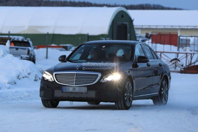 Mercedes-Benz C-Class приближается к сборочной линии
